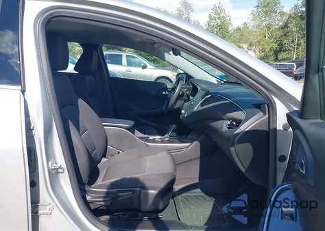 2017 Chevrolet Malibu 1Lt z USA, uszkodzony, nr VIN 1G1ZE5ST2HF161643